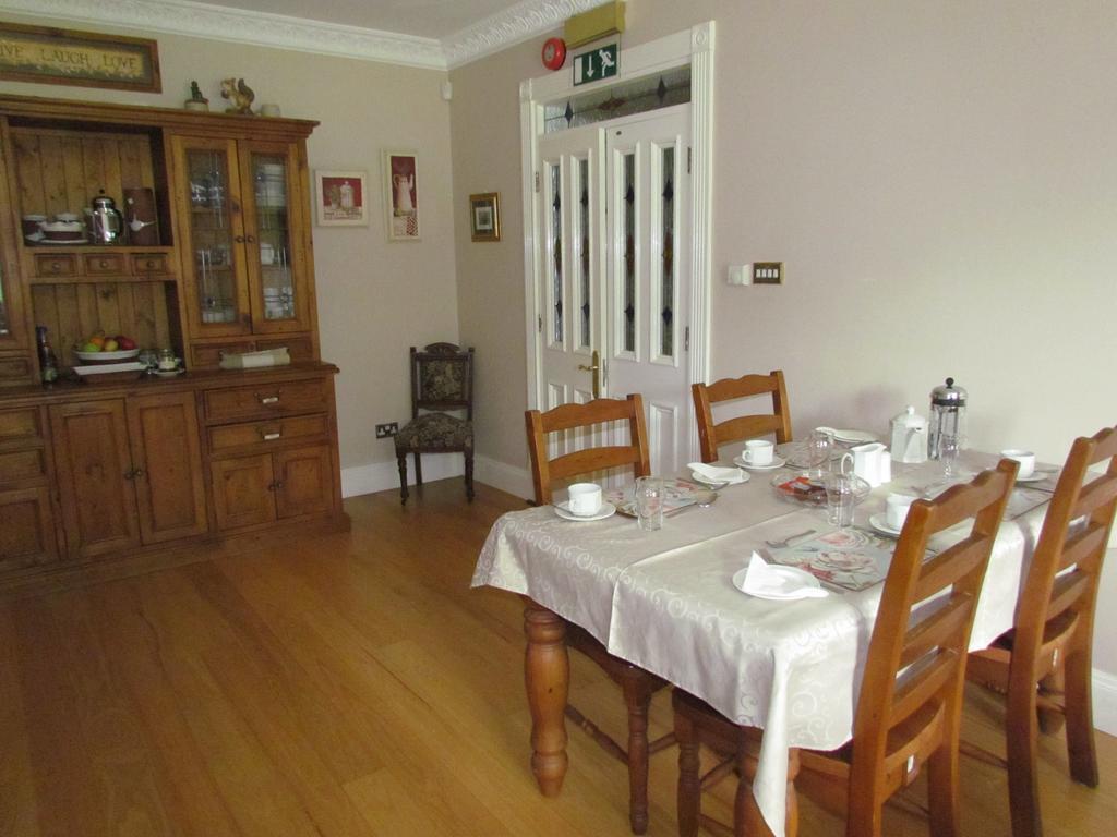 Gate Lodge B&B Portumna Buitenkant foto